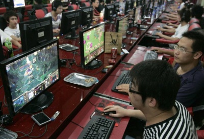 Rich Gamers vs. Poor Gamers