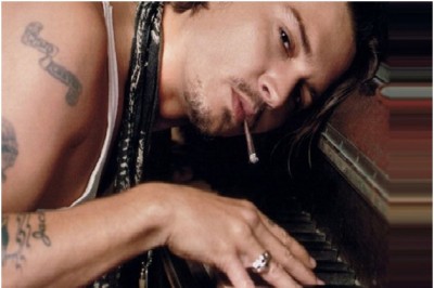 Johnny Depp's Smoking Habit