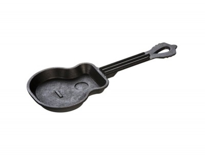 Seasoned Cast Iron Guitar Skillet
