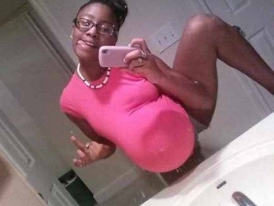 Pregnant selfie