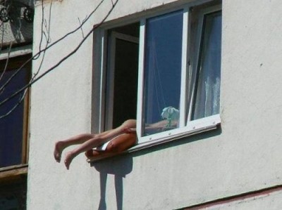 Get back in here!!