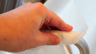 Use Wax Paper to Keep Your Faucets Clean and Shining