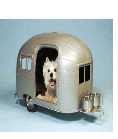 Mobile dog house