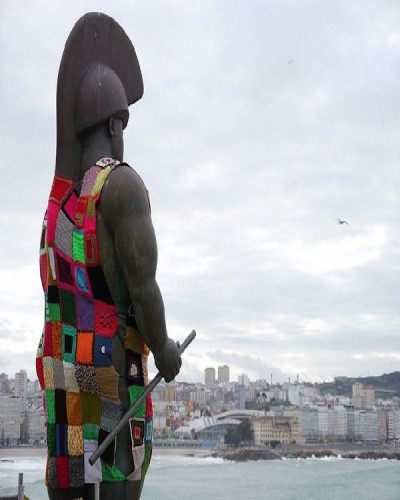 Yarn bombing