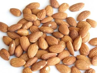 14 Almonds