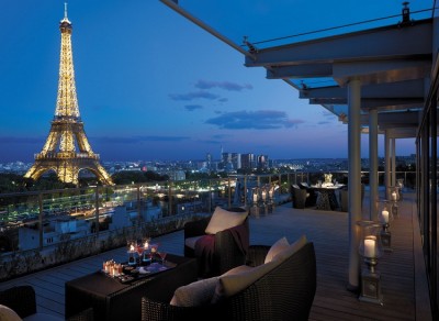 Shangri La, Paris