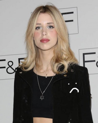 Peaches Geldof - Stole Make Up And Boots