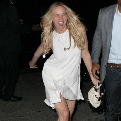 Jennifer Lawrence Got Drunk And Puked All Over The Porch At A Party