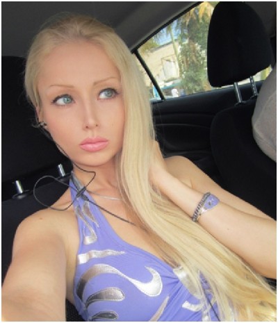 Valeria Lukyanova as Paris Hilton