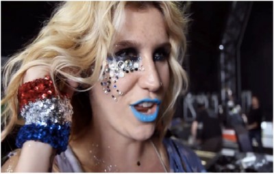 Ke$ha's Glitter Obsession