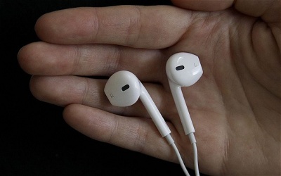 Earphones are Bad Too