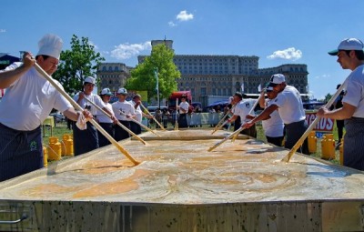 The biggest omelette