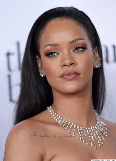 Rihanna - Ri