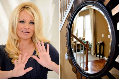 Pamela Anderson – Fear of Mirrors