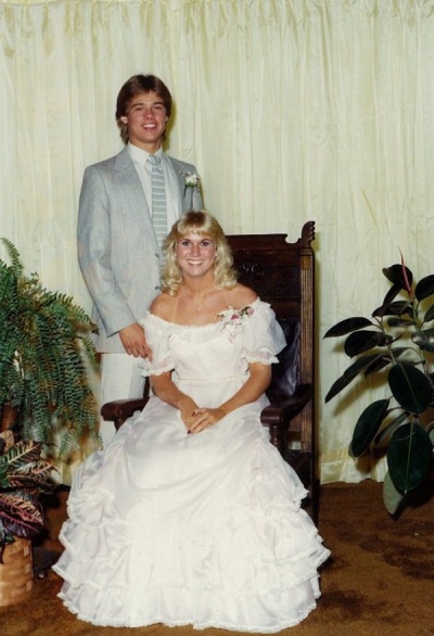 Brad Pitt Prom Date Photo