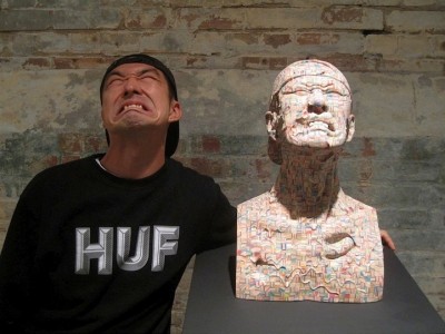 The straining bust