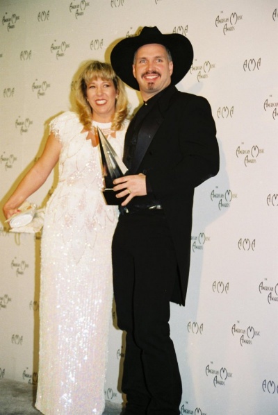 Garth Brooks and Sandy Mahl