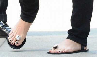 Katy Perry's Legs And Feet