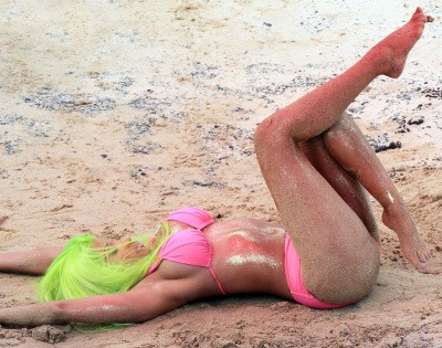 Nicki Minaj's Legs And Feet