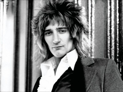 Rod Stewart Net Worth ($220 Million)