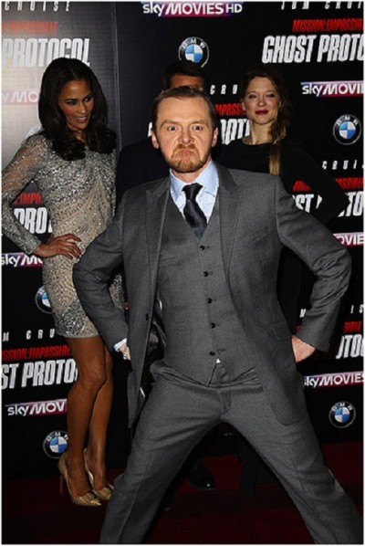 Simon Pegg Photobombs Tom Cruise, Paula Patton and Lea Seydoux