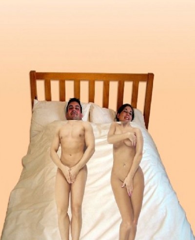 Na*ed couple bed Sheet