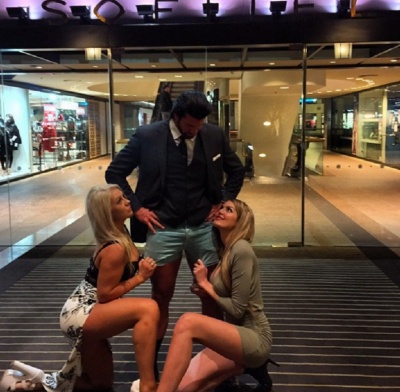 His Way of Chilling out With His Ladies