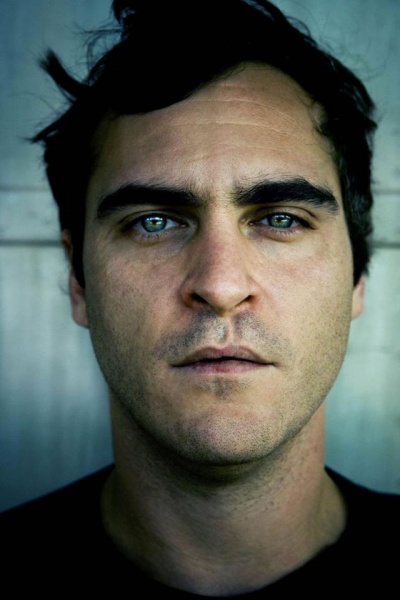 Joaquin Phoenix - Lip Scar