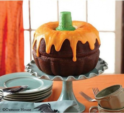 This Pumpkin Cake