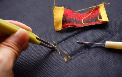 Easiest Way to Remove Labels on Clothing