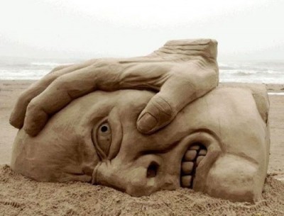Face crushed in sand