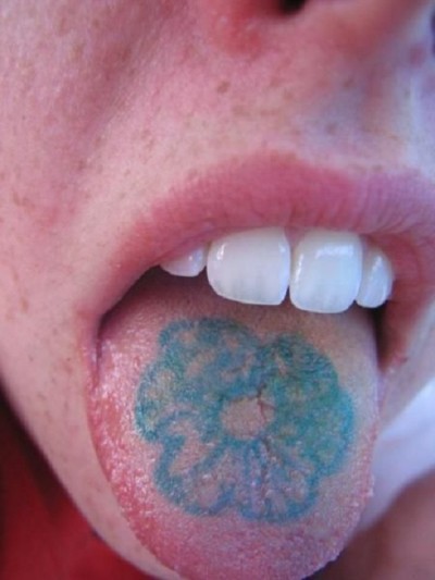 Flower tongue tat