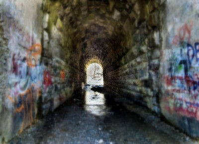 Screaming tunnel